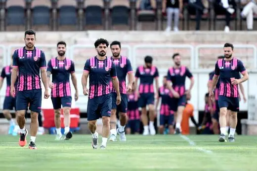 گلر نساجی به پرسپولیس پیوست

