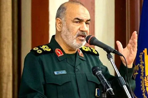 فرمانده کل سپاه: مدارا با مردم و قاطعیت برخورد با برهم زنندگان امنیت از ویژگی های پلیس مردمی است