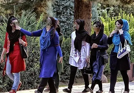 واکنش جنجالی کانال یک سایت اصولگرا به بی حجابی کتایون ریاحی | حجاب بر زنان سالخورده واجب نیست! + عکس