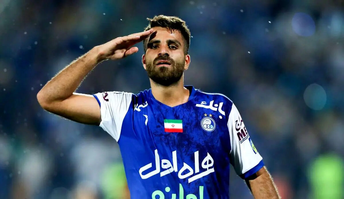 خط قرمز روی نام ۳ بازیکن استقلال 