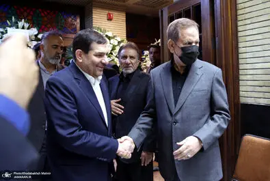 مراسم ترحیم مادر اسحاق جهانگیری