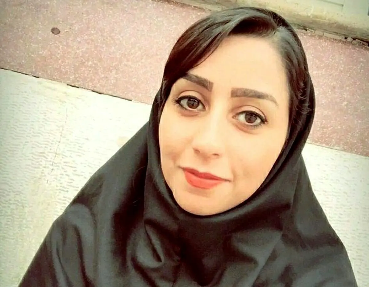 منیژه مؤذن بازداشت شد


