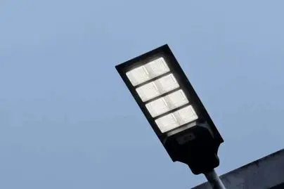 چگونه چراغ خیابانی LED مناسب پروژه انتخاب کنیم؟
