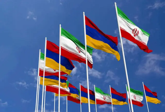 انتقال ۸ زندانی ایرانی در ارمنستان به کشور
