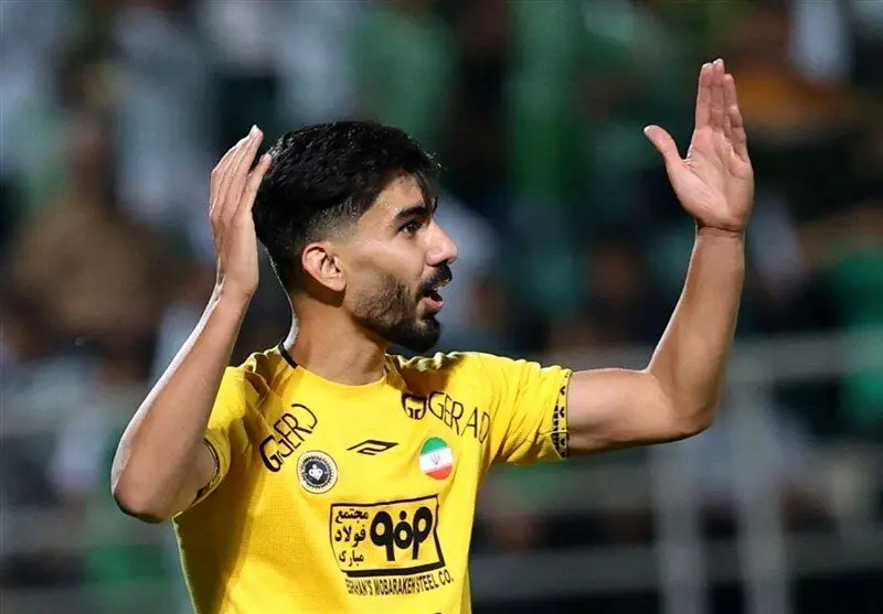 پیوستن رضا شکاری به پرسپولیس منتفی شد؟
