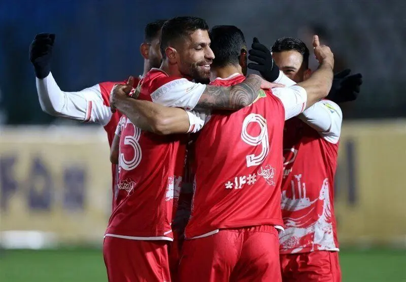 اقدام جنجالی فدراسیون فوتبال علیه پوستر دربی پرسپولیس/ پوستر سرخپوشان حذف شد + عکس