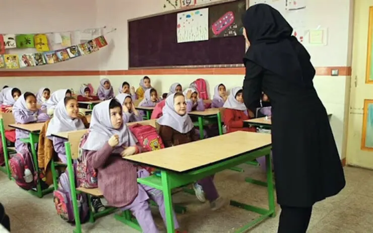 پرداخت حقوق تابستانی به این معلمان و فرهنگیان قطعی شد


