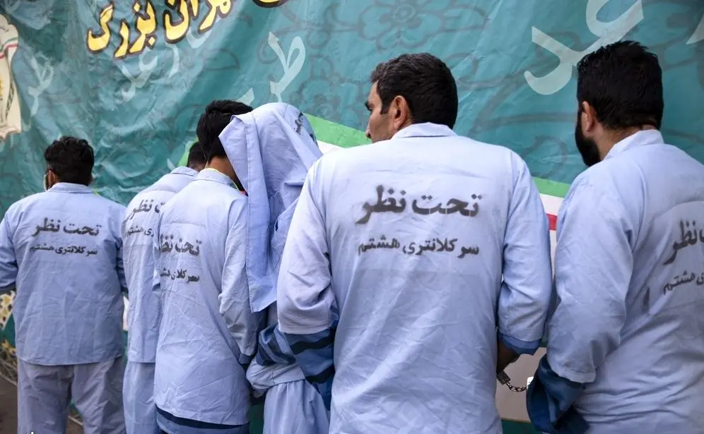 کشفیات مهم پلیس در طرح پاکسازی ظفر | قرص‌های لاغری و سیگارهای روغنی آلوده به مواد مخدر منهدم شدند

