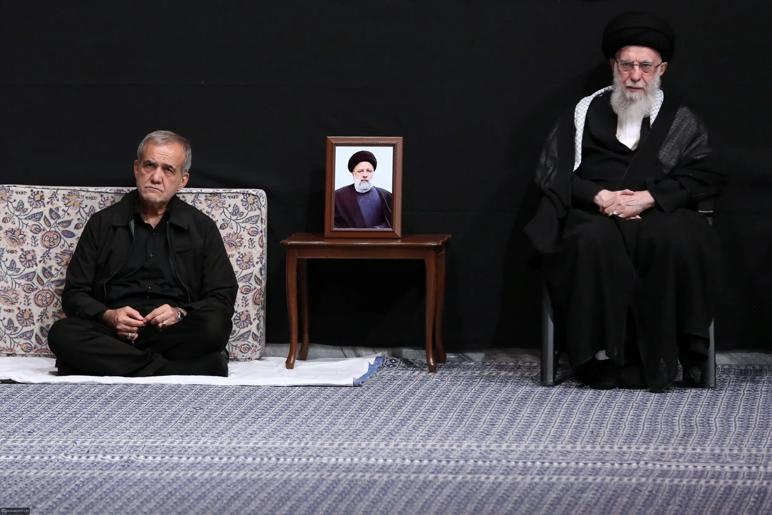 پشت پرده  یک خبر درباره مذاکره پزشکیان با رهبر انقلاب
