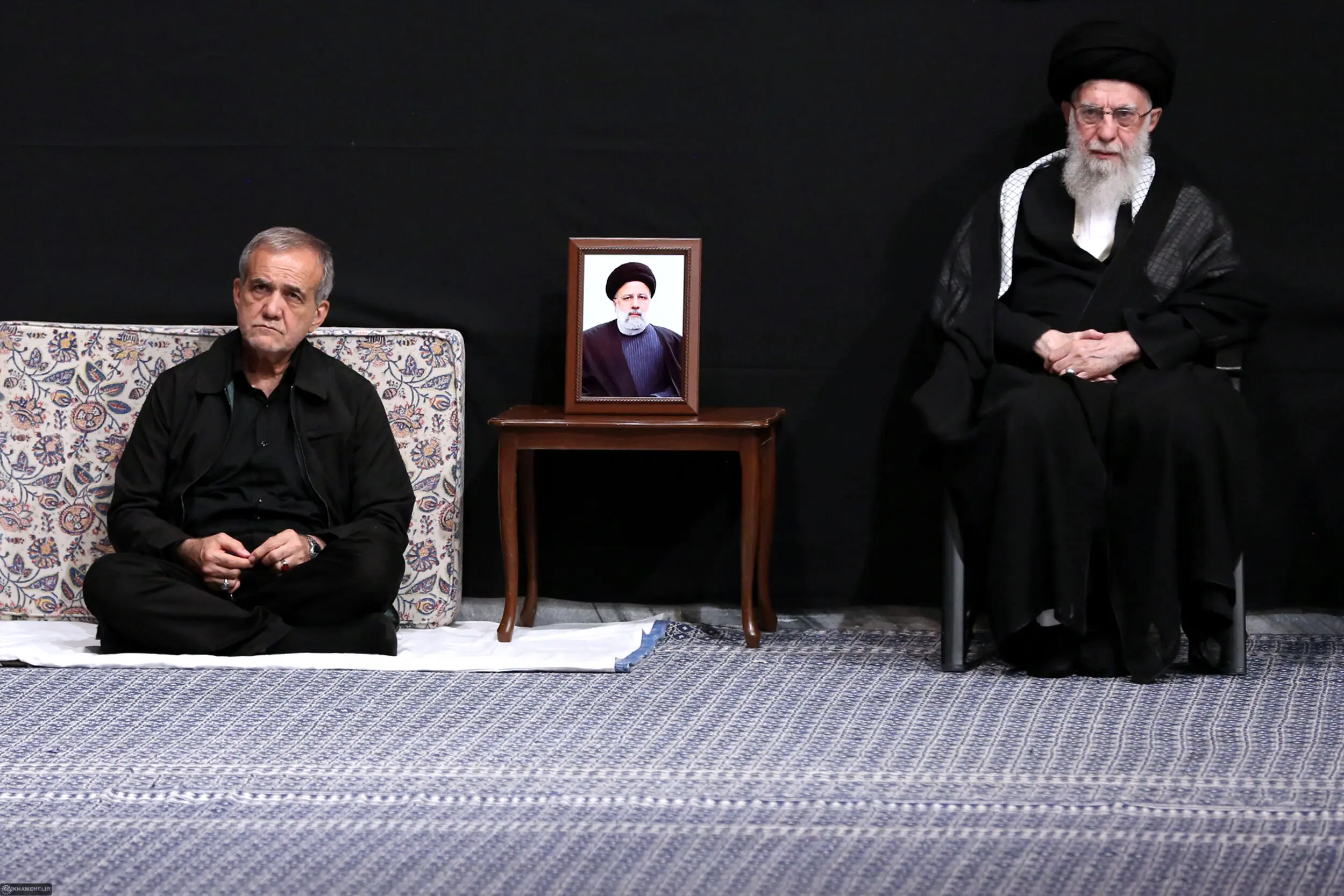 پشت پرده  یک خبر درباره مذاکره پزشکیان با رهبر انقلاب
