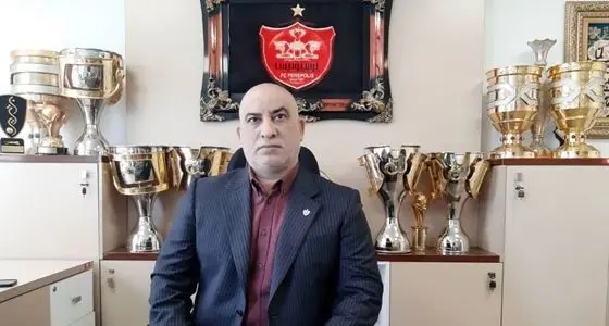 حمله تند مدیرعامل پرسپولیس به آجورلو / استقلال با قدرت نظامی نمی‌تواند قهرمان شود