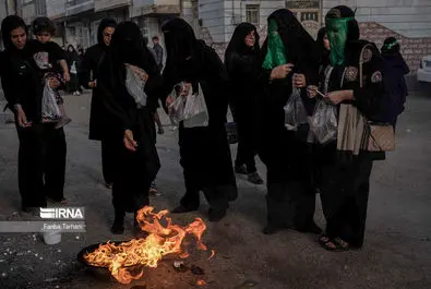 عزاداری بانوانِ نقاب‌زده در «چهل منبر» لرستان