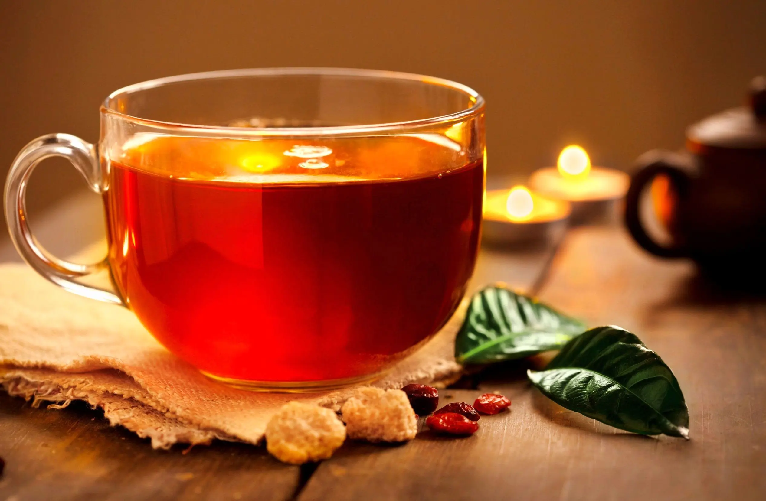 اگر می خواهید عمر بلندی داشته باشید چای بخورید + میزان مصرف