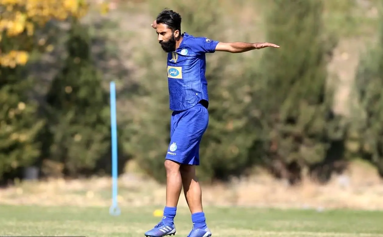 شوک جدید به فرهاد | ستاره استقلالی به AFC شکایت کرد
