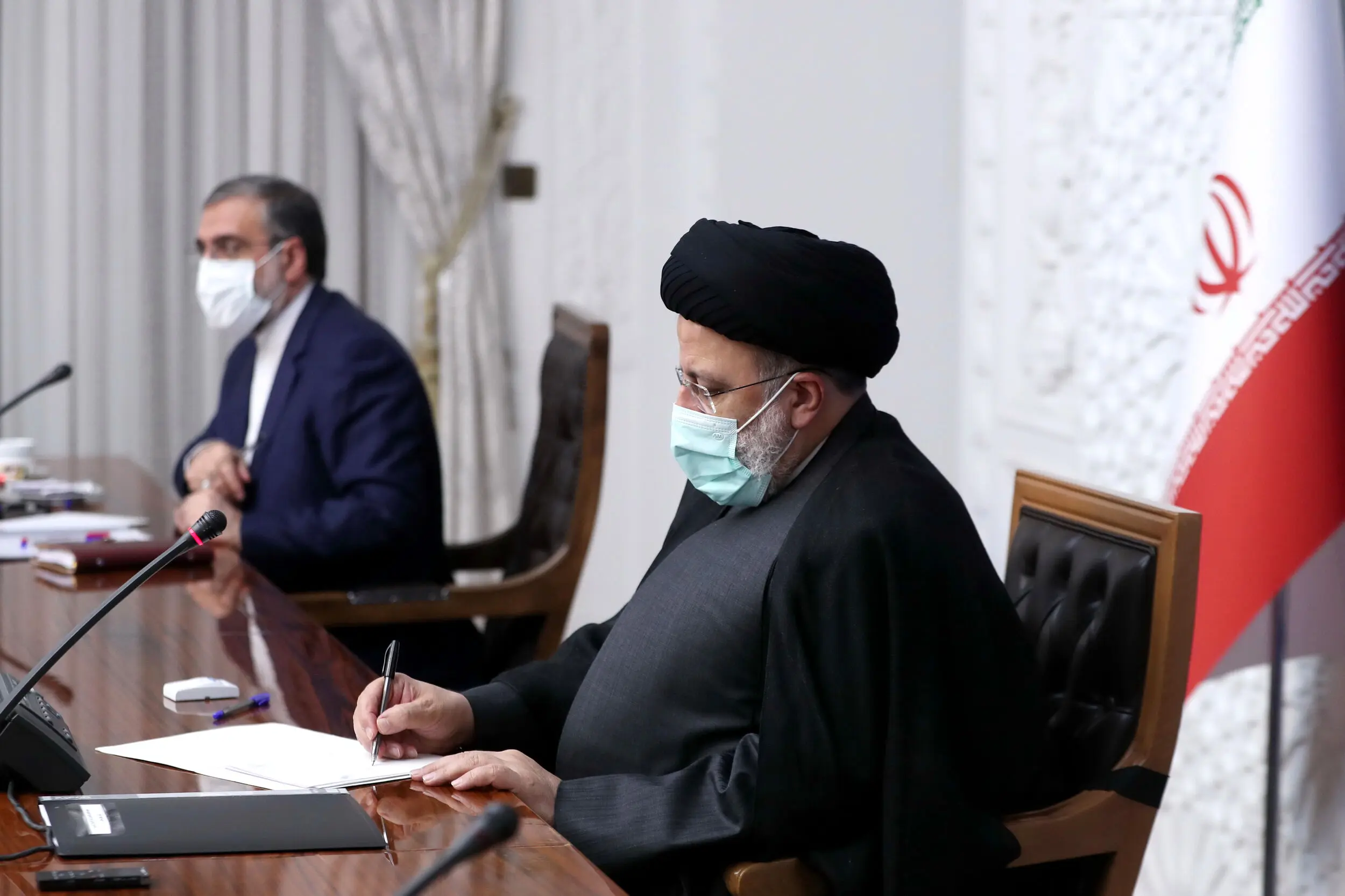 پیام تسلیت رئیس جمهور به مناسب درگذشت محمود دعایی