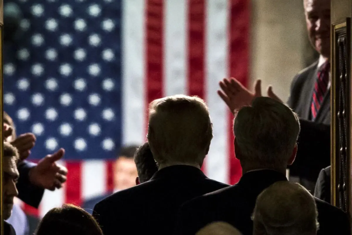 گزارش سی‌ان‌ان از ۳ گزینه ترامپ درباره ایران
