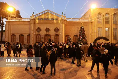 حال و هوای محله جلفا در شب‌های کریسمس