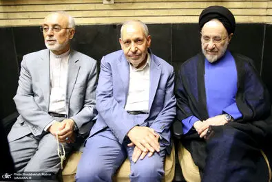 مراسم ترحیم مادر اسحاق جهانگیری