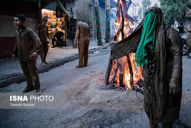 آیین «گل مالی »در روز عاشورا