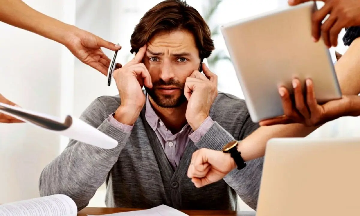 عکس| با همسر پرمشغله چطور رفتار کنیم؟