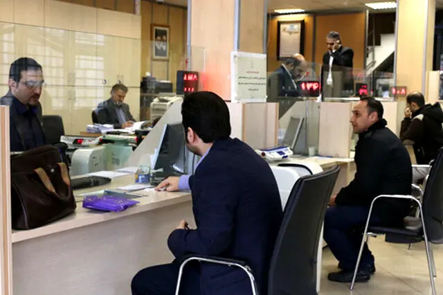 سه‌شنبه بانک‌های استان تهران تعطیل شد؟/ بورس‌ها تعطیل نیستند !