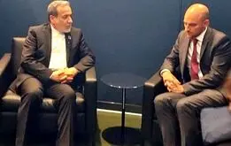 گفت‌وگوی عراقچی با وزیر امور خارجه فرانسه درباره مکانیسم ماشه