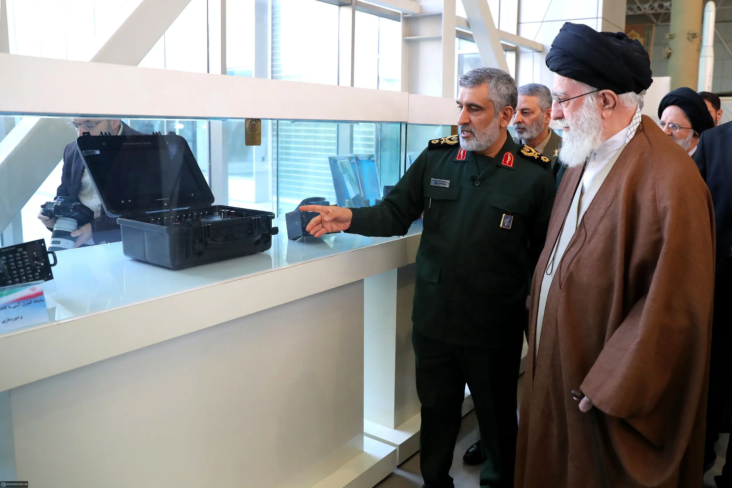 چمدان موشکی ایران را ببینید +عکس