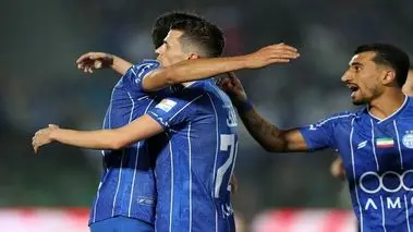 ۴ بازیکن خارجی استقلال ایران را ترک کردند!

