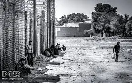صدها زن کارتن خواب در خیابان زندگی می‌کنند