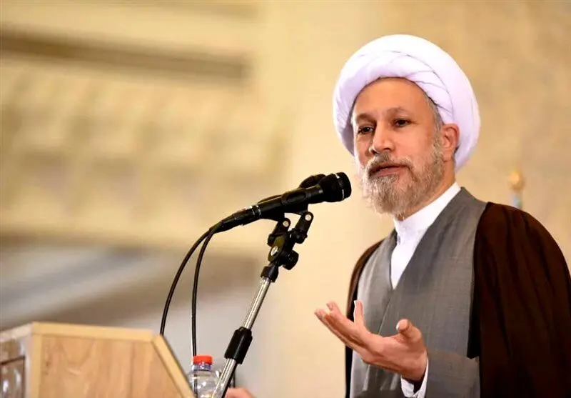 امام جمعه شیراز: خشکی آسمان و بچه دار نشدن مردم به خاطر گناهان است/