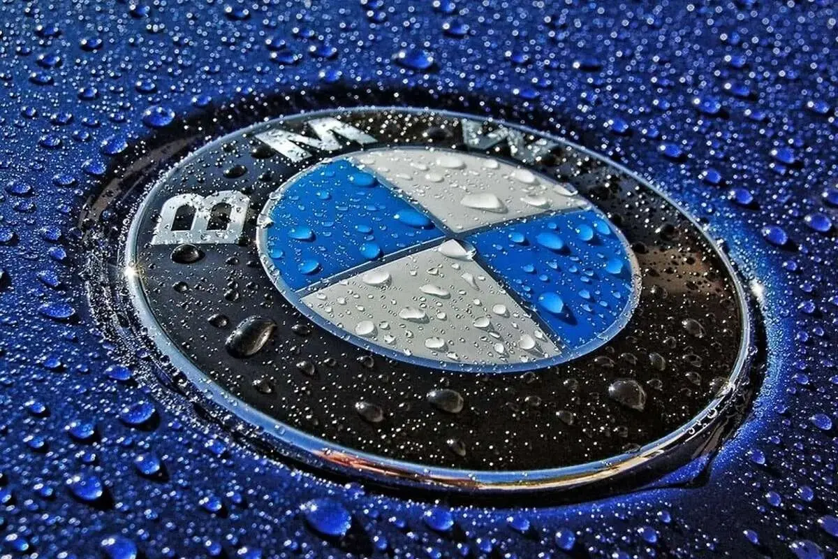 رونمایی از لوگوی جدید BMW +عکس