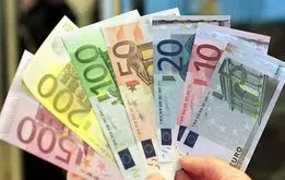 سهمیه ارز مسافرتی افزایش یافت
