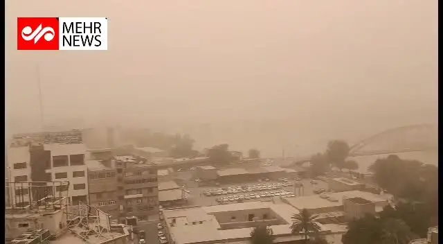 ببینید | آسمان خوزستان سیاه‌پوش شد