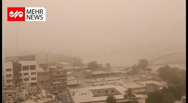 ببینید | آسمان خوزستان سیاه‌پوش شد