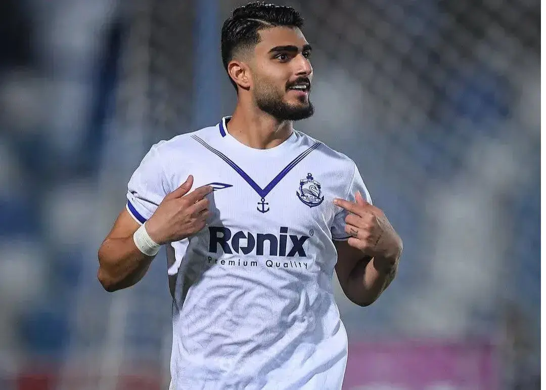 شباب الاهلی، مقصد نهایی مهاجم ملوان شد