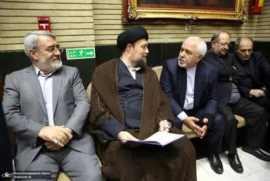 مراسم ترحیم مادر اسحاق جهانگیری