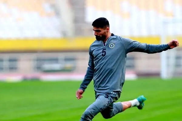 مهاجم تیم فوتبال سپاهان به بازی با پرسپولیس رسید