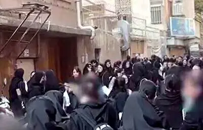 اتفاق ترسناک در تهران؛ ریزش ساختمان و فرونشست زمین یک دانشگاه را تعطیل کرد