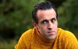 عکس | محل جدید زندگی علی کریمی لورفت