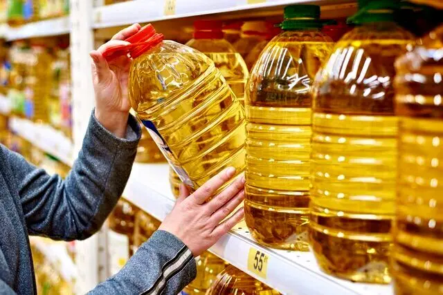 کدام کالای اساسی گران‌تر شد؟