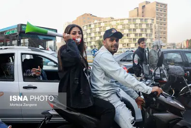 زنان تهران پس از بازی ایران و ولز