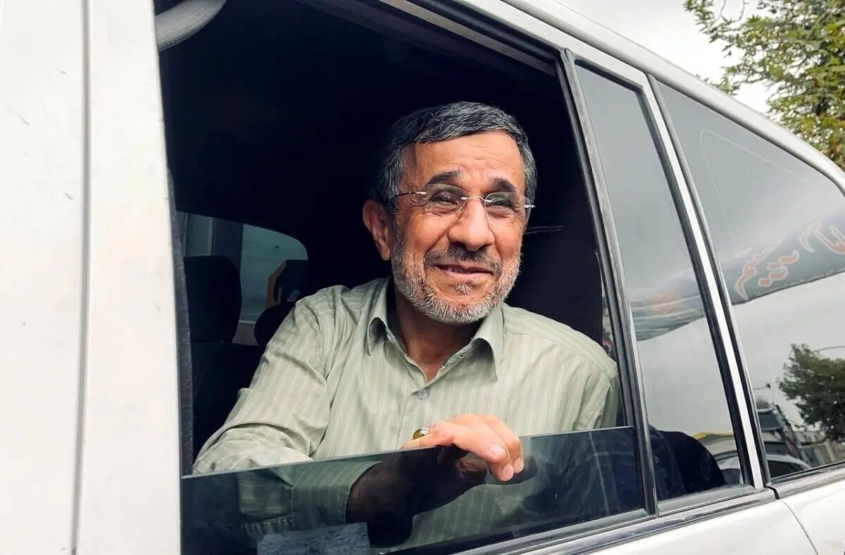 مرد نارمک‌نشین آماده تصاحب جانشینی رئیسی؛ احمدی نژاد برمی گردد؟
