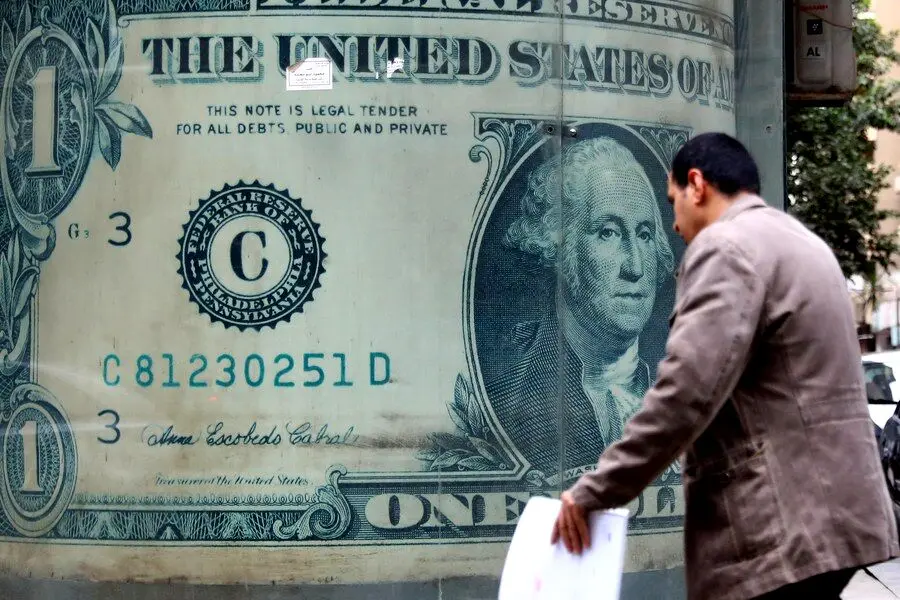 واریز ۱۰ میلیارد دلار دیگر در راه بانک ایرانی/  افسار ارز مهار شد