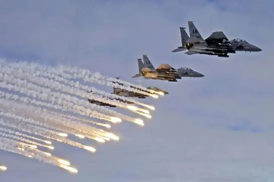 ادعای  دستور نظامی ترامپ علیه ایران
