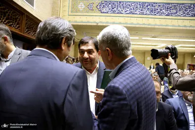 مراسم ترحیم مادر اسحاق جهانگیری