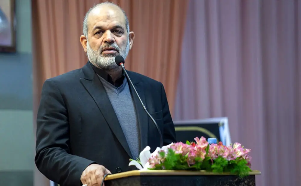 وزیر کشور: در جنگ 33 روزه می‌خواستند حزب‌الله را نابود کنند، سردار سلیمانی نگذاشت
