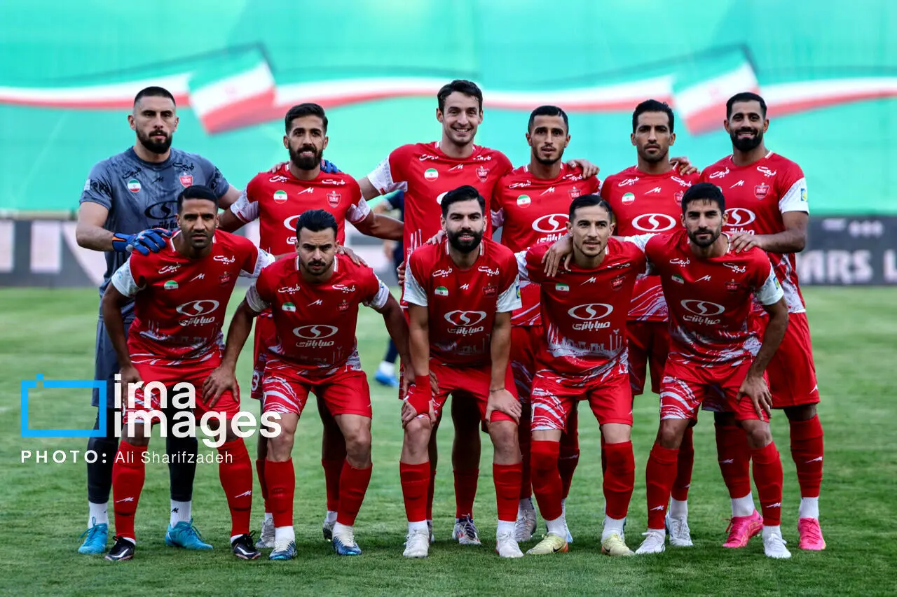 ترکیب  پرسپولیس مقابل استقلال خوزستان



