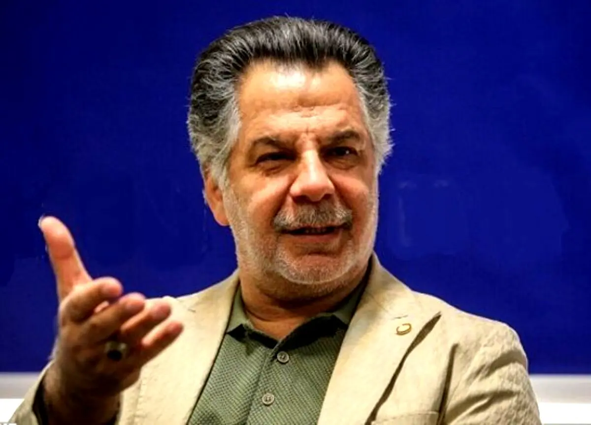 فرحبخش حکم 800 زن سینمای ایران را صادر کرد: آنها را شلاق بزنید!