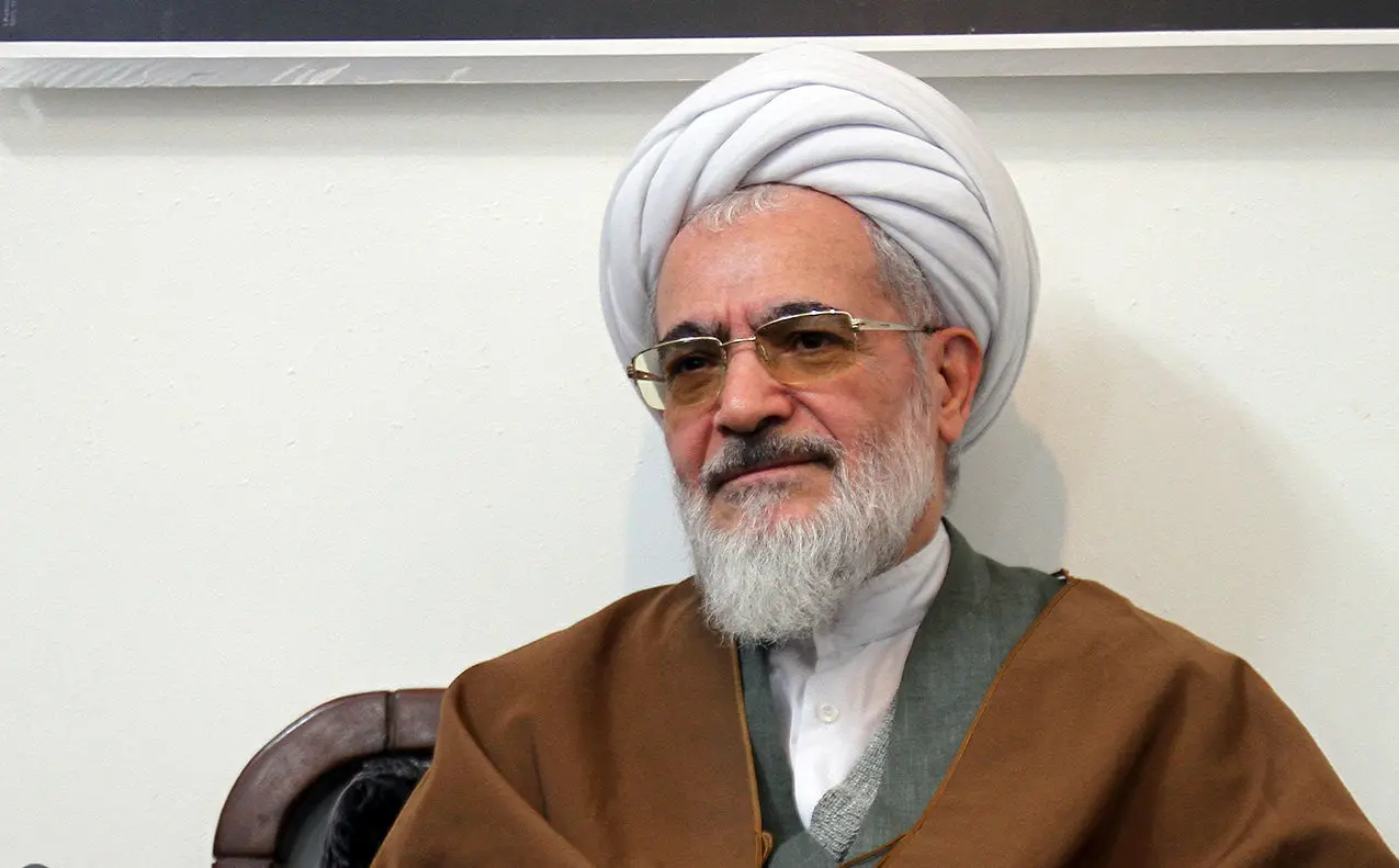 استفتای آیت‌الله بیات زنجانی درباره ضرر قطعی اینترنت | باید به قیمت روز ضرر مردم را جبران کنند