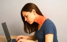 پدیده «گردن موبایلی» در نوجوانان چیست؟